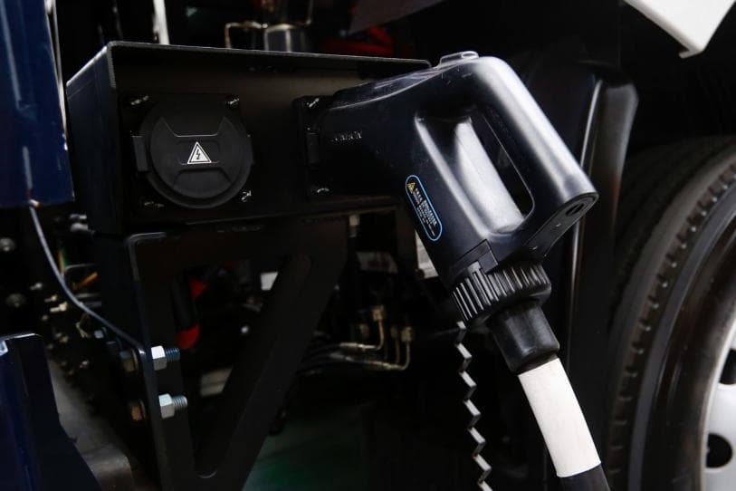 Congreso CDMX urge ampliar infraestructura para autos eléctricos